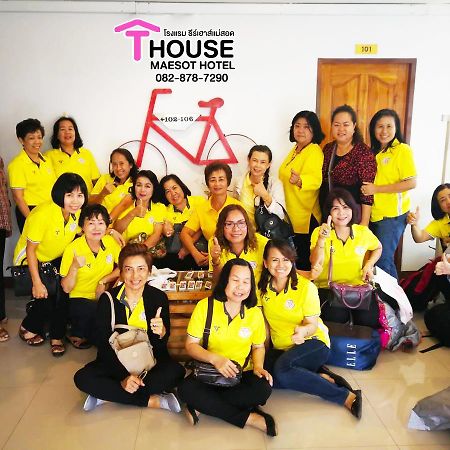 T. House Hotel Mae Sot Luaran gambar