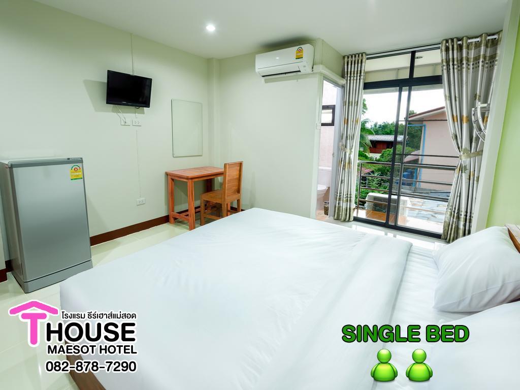 T. House Hotel Mae Sot Luaran gambar